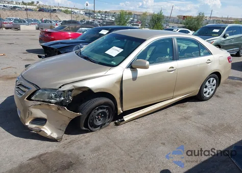 2011 Toyota Camry Le from USA, damaged, VIN 4T1BF3EK7BU619737